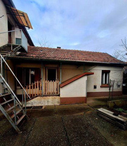 Eladó családi ház, Farmoson 33.9 M Ft, 3 szobás