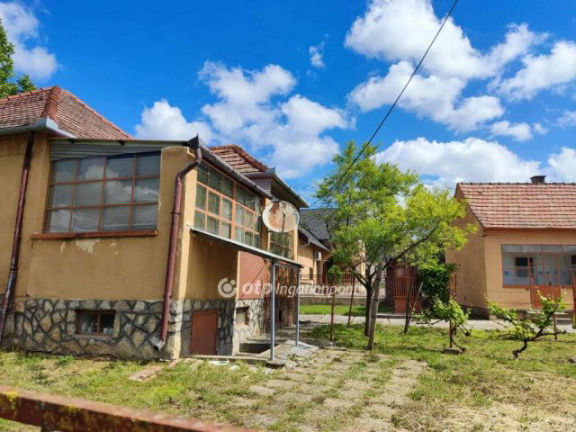 Eladó családi ház, Görcsönydobokán 14.8 M Ft, 2 szobás