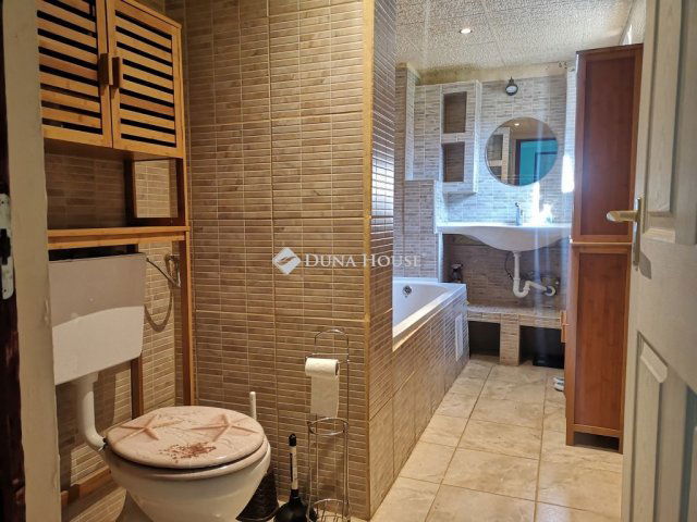 Eladó családi ház, Zalaegerszegen, Folyondár utcában 11.5 M Ft