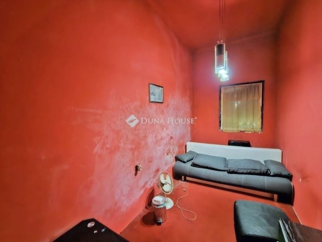 Eladó családi ház, Budapesten, XX. kerületben 39.99 M Ft
