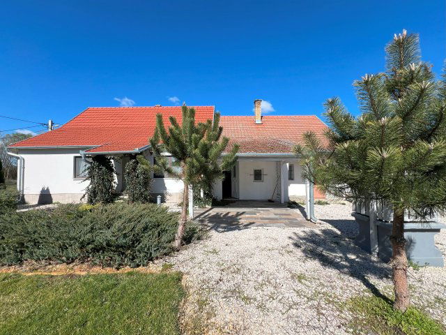 Eladó mezogazdasagi ingatlan, Mohácson 42.5 M Ft