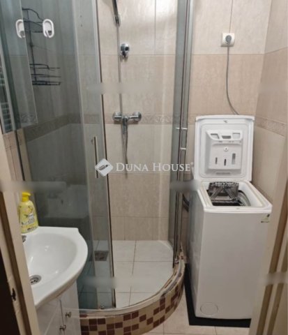 Kiadó panellakás, albérlet, XI. kerületben, Tűzkő utcában