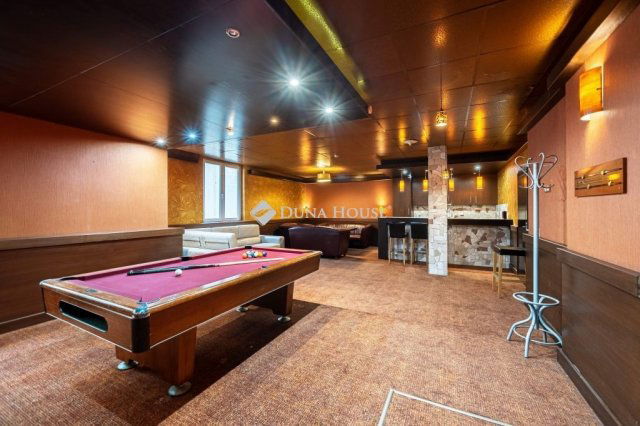 Eladó ipari ingatlan, Budapesten, II. kerületben 84.475 M Ft