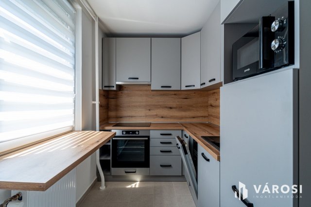 Kiadó panellakás, albérlet, Szegeden 200 E Ft / hó, 2 szobás
