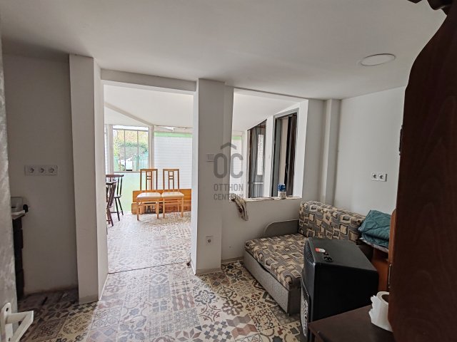 Eladó családi ház, Győrött 17.99 M Ft, 2 szobás