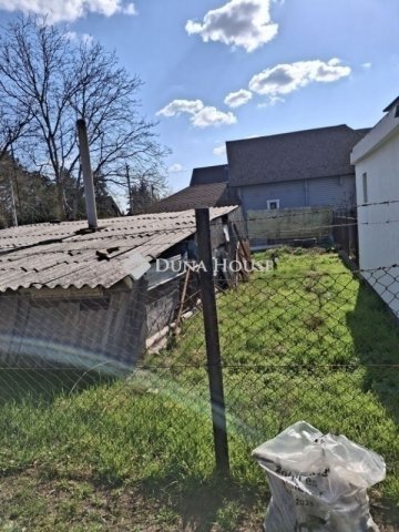 Eladó családi ház, Gyálon 39.9 M Ft, 1 szobás