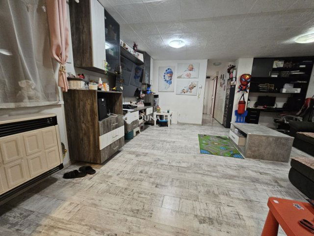 Eladó családi ház, Szigetmonostorban 68.9 M Ft, 3 szobás