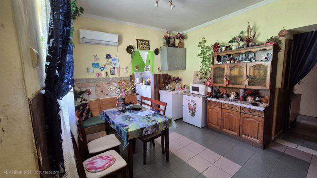 Eladó családi ház, Mendén 59.9 M Ft, 4 szobás