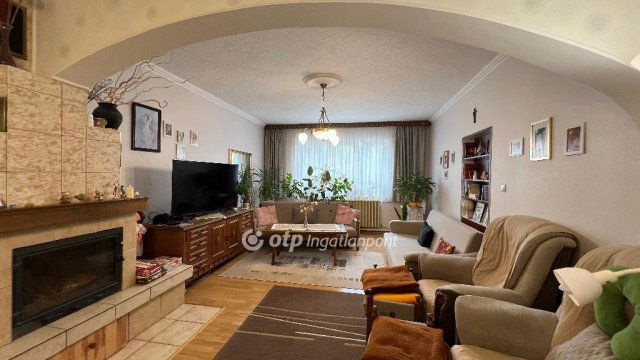 Eladó családi ház, Felsőtárkányban 92 M Ft, 4+1 szobás