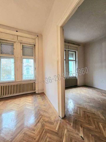 Eladó téglalakás, Budapesten, VI. kerületben 139 M Ft, 3 szobás