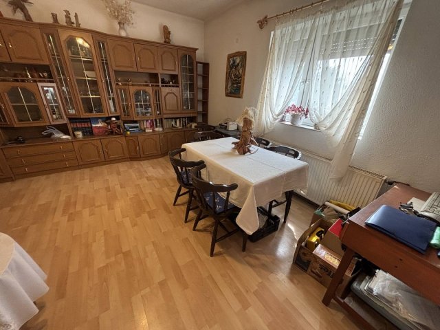 Eladó családi ház, Erdőkertesen 81.9 M Ft, 3 szobás
