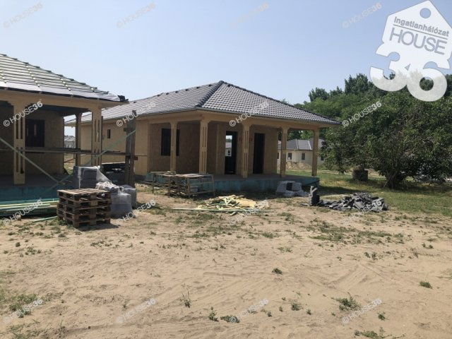 Eladó családi ház, Kecskeméten 79 M Ft, 4 szobás