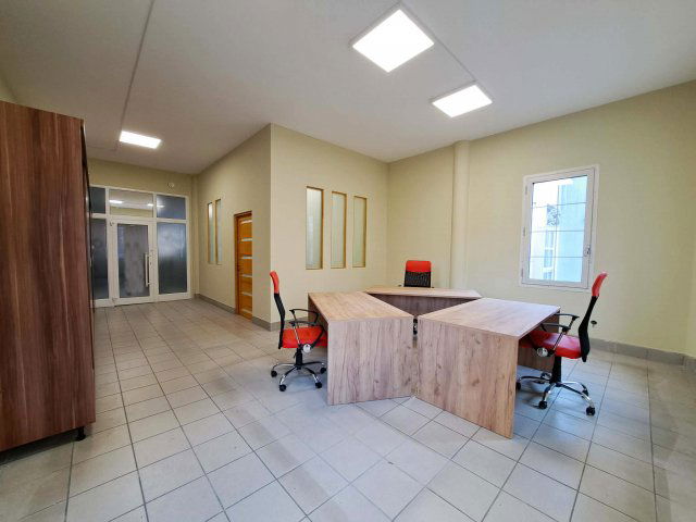 Eladó üzlethelyiség, Zalaegerszegen 22 M Ft, 2 szobás