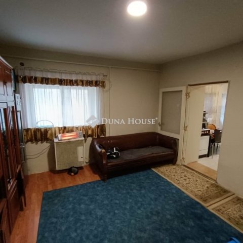 Eladó családi ház, Kecskeméten 22 M Ft, 3 szobás