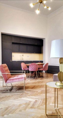 Eladó téglalakás, Budapesten, V. kerületben 135.8 M Ft, 3 szobás