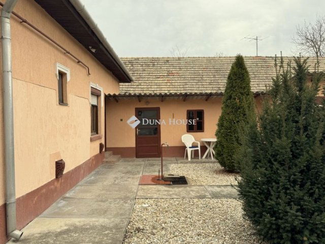 Eladó családi ház, Mezőkovácsházán 34.99 M Ft, 2 szobás