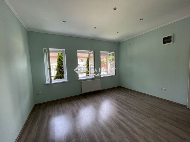 Eladó üzlethelyiség, Budapesten, XVII. kerületben 139 M Ft