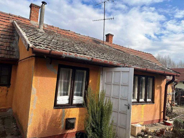 Eladó családi ház, Nyársapáton 11.9 M Ft, 2 szobás