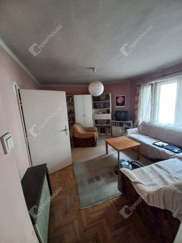 Eladó téglalakás, Kaposváron 31.5 M Ft, 2 szobás