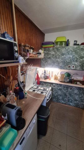 Eladó panellakás, Pécsett 46.5 M Ft, 2+1 szobás