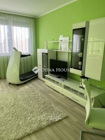 Eladó panellakás, Budapesten, XIV. kerületben 68.9 M Ft, 2 szobás