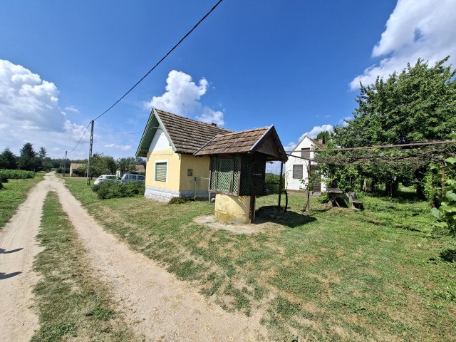 Eladó családi ház, Somogyudvarhelyen 4.5 M Ft, 3 szobás