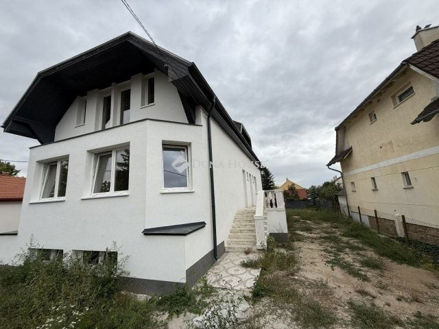 Eladó ikerház, Budapesten, XVII. kerületben 69.99 M Ft, 5 szobás