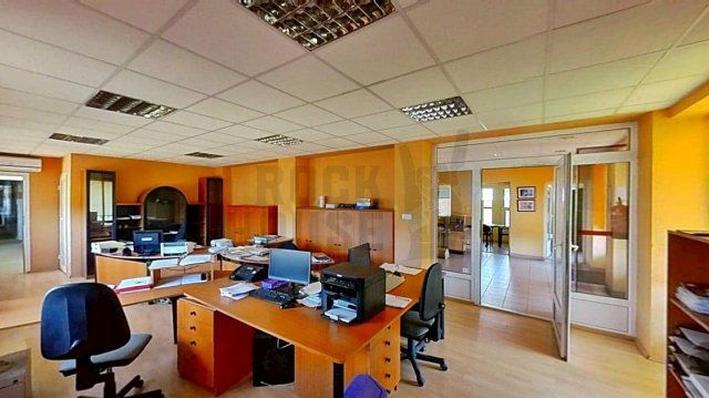 Eladó ipari ingatlan, Mezőberényben 260 M Ft