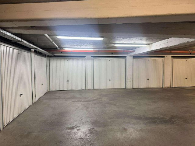 Eladó garázs, Mosonmagyaróváron 20 M Ft / költözzbe.hu