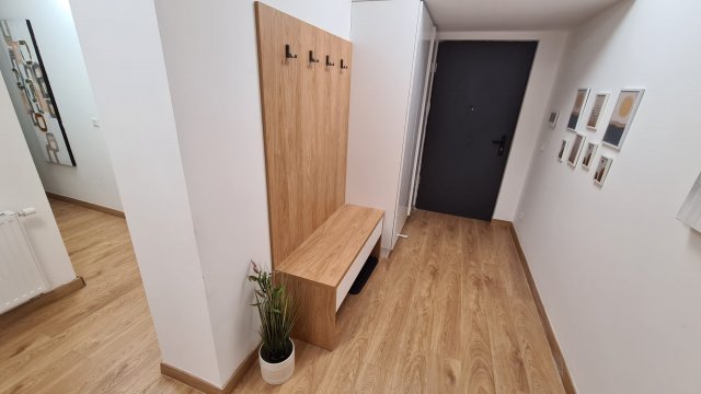 Kiadó téglalakás, albérlet, VIII. kerületben, Corvin sétányon