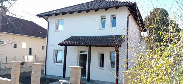 Eladó ikerház, Gödöllőn 124.9 M Ft, 5 szobás