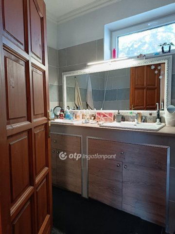 Eladó családi ház, Sárándon 78 M Ft, 2+1 szobás