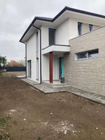 Eladó sorház, Debrecenben 165 M Ft, 5 szobás