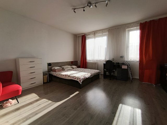 Eladó panellakás, Veszprémben 36.9 M Ft, 1 szobás