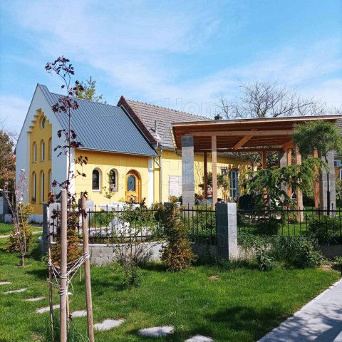 Eladó családi ház, Szóládon 104.9 M Ft, 6+1 szobás