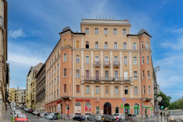 Kiadó téglalakás, albérlet, Budapesten, I. kerületben, 1 szobás