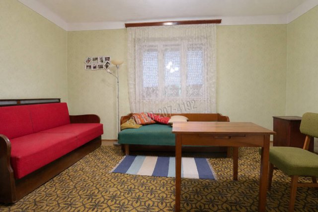 Eladó családi ház, Bakson, Fő utcában 17.9 M Ft, 2 szobás