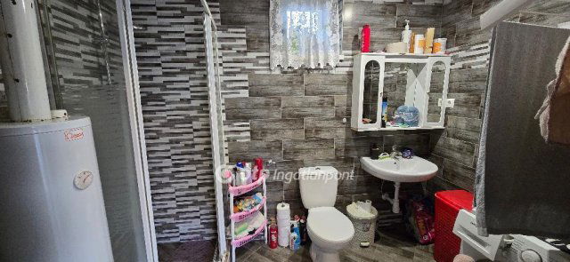 Eladó családi ház, Hajdúhadházon 17 M Ft, 2 szobás