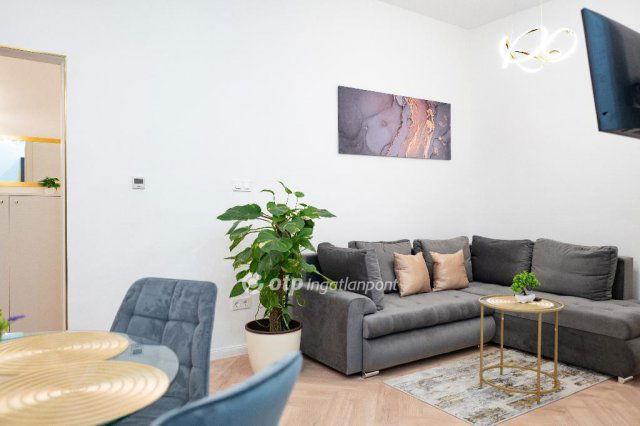 Eladó téglalakás, Budapesten, VI. kerületben 79.9 M Ft