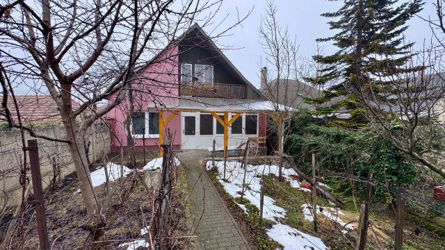 Kiadó családi ház, albérlet, Móron 240 E Ft / hó, 3 szobás