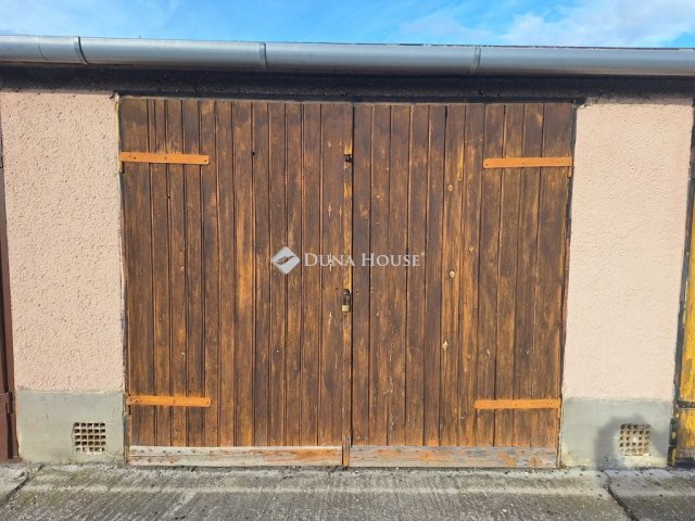 Eladó ipari ingatlan, Győrött 10.9 M Ft / költözzbe.hu