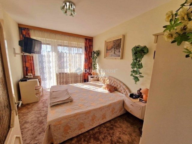 Eladó ikerház, Budapesten, XVIII. kerületben 124.9 M Ft, 4 szobás