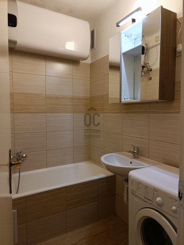 Eladó téglalakás, Siófokon 62 M Ft, 2 szobás