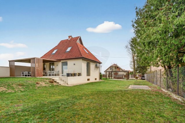 Eladó családi ház, Zsámbékon 155 M Ft, 4 szobás