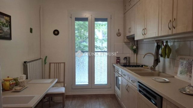 Eladó téglalakás, Szegeden 84.9 M Ft, 3 szobás