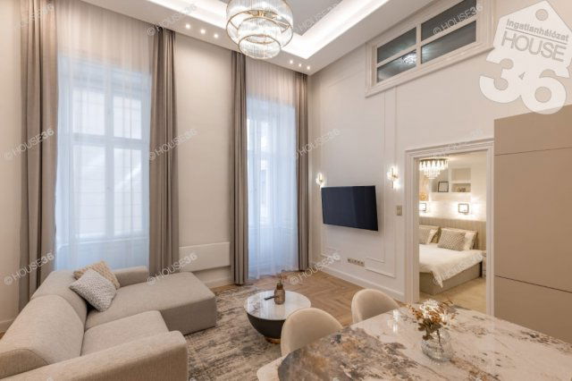 Eladó téglalakás, Budapesten, V. kerületben 159.9 M Ft, 4 szobás