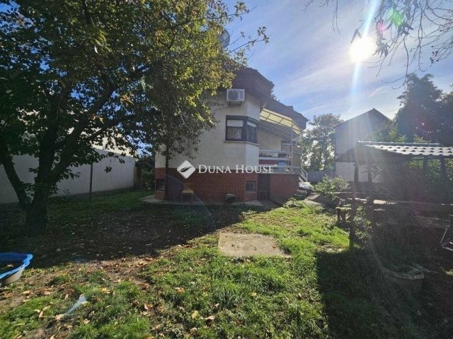 Eladó családi ház, Budapesten, XVIII. kerületben 140 M Ft