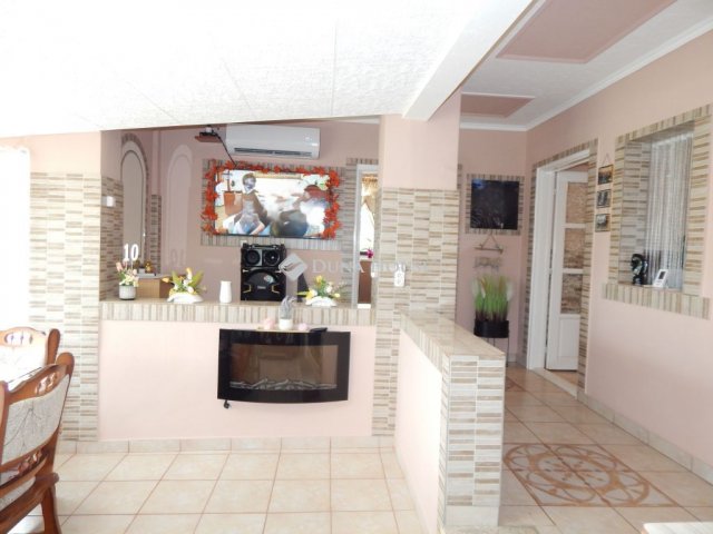 Eladó családi ház, Pálfán 22 M Ft, 3 szobás