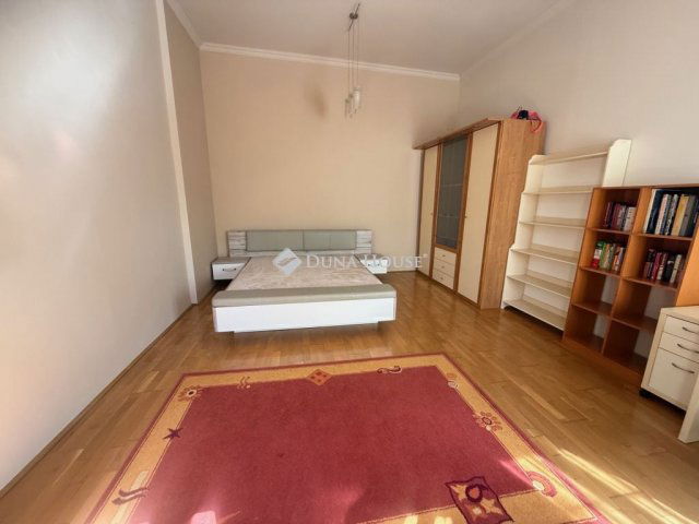 Kiadó téglalakás, albérlet, II. kerületben, Török utcában