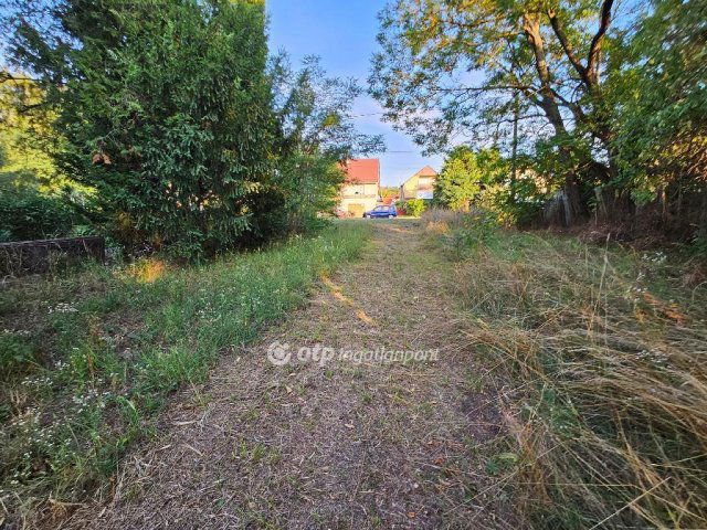 Eladó telek, Dunaalmáson 20 M Ft / költözzbe.hu